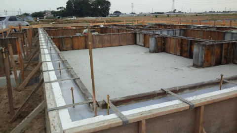 立ち上がりコンクリート打ち 立ち上がりコンクリート打ち