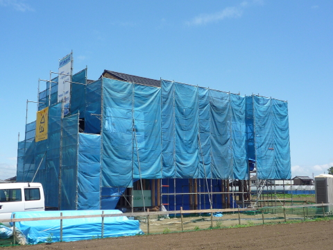 青いメッシュシート 青いメッシュシート