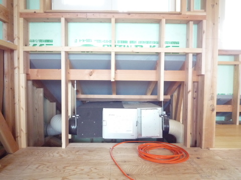 第一種24時間換気の本体 第一種24時間換気の本体